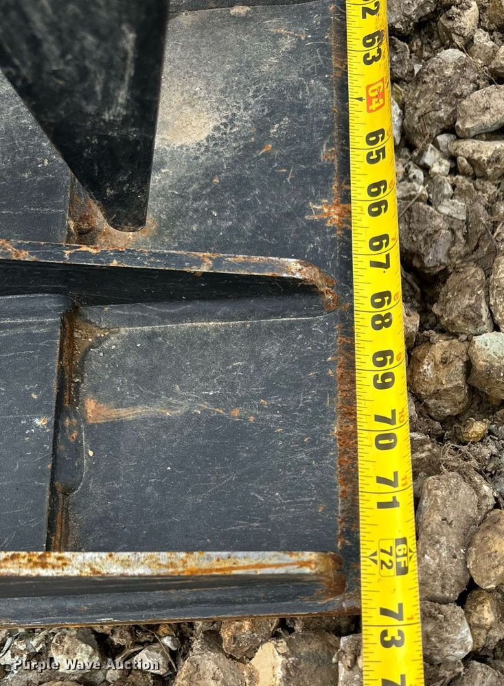 image for item DP6831 Skid steer attachments