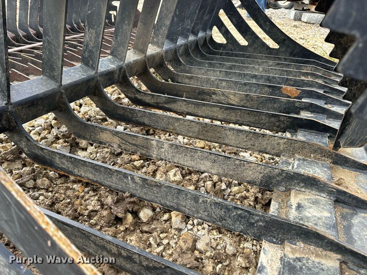 image for item DP6831 Skid steer attachments