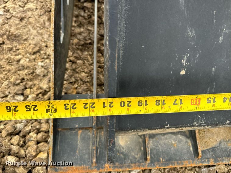 image for item DP6831 Skid steer attachments