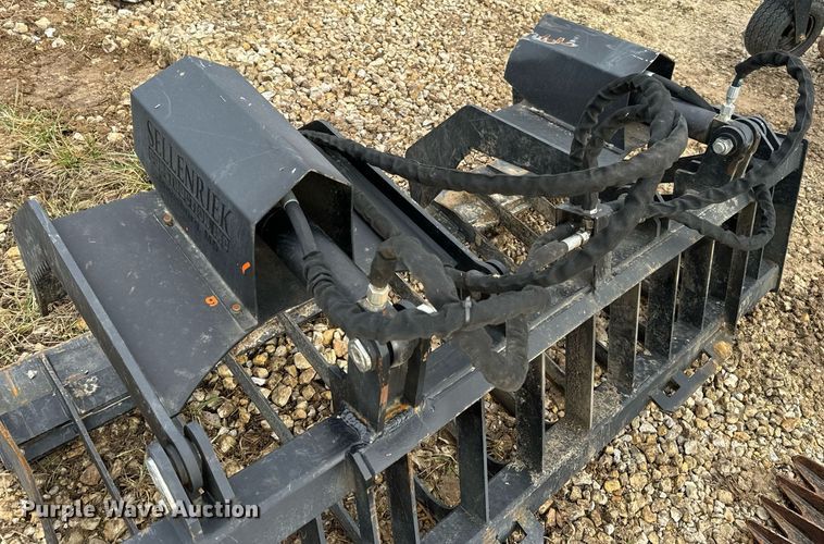 image for item DP6831 Skid steer attachments