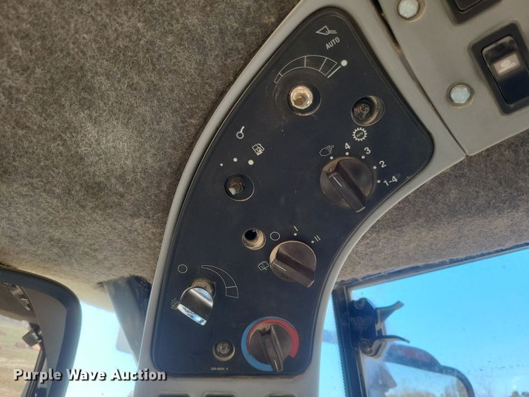 image for item DQ3754 2004 Caterpillar 972G Series II wheel loader