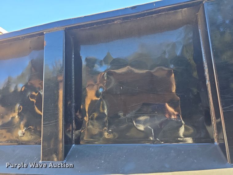 image for item DQ5340 1986 Ford L8000 dump truck