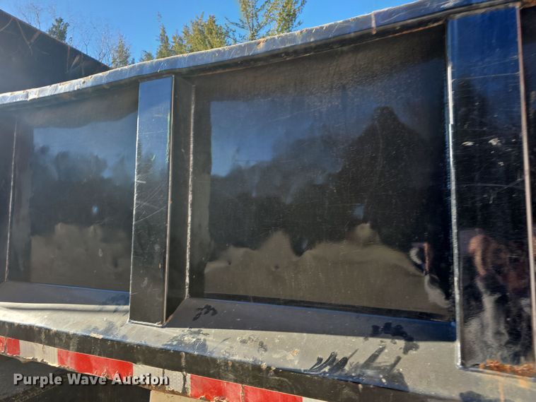 image for item DQ5340 1986 Ford L8000 dump truck