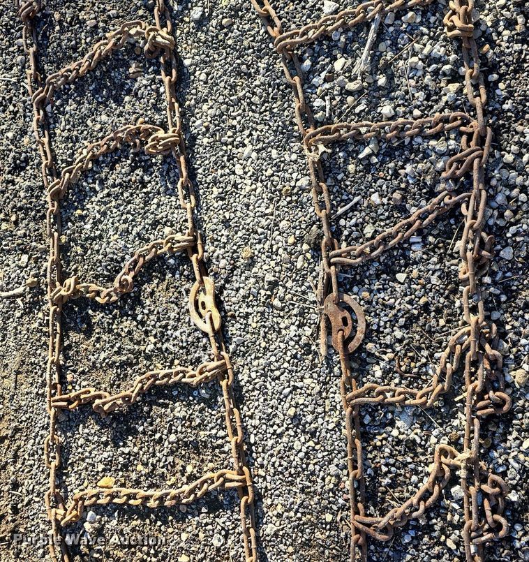 image for item DQ5340 1986 Ford L8000 dump truck