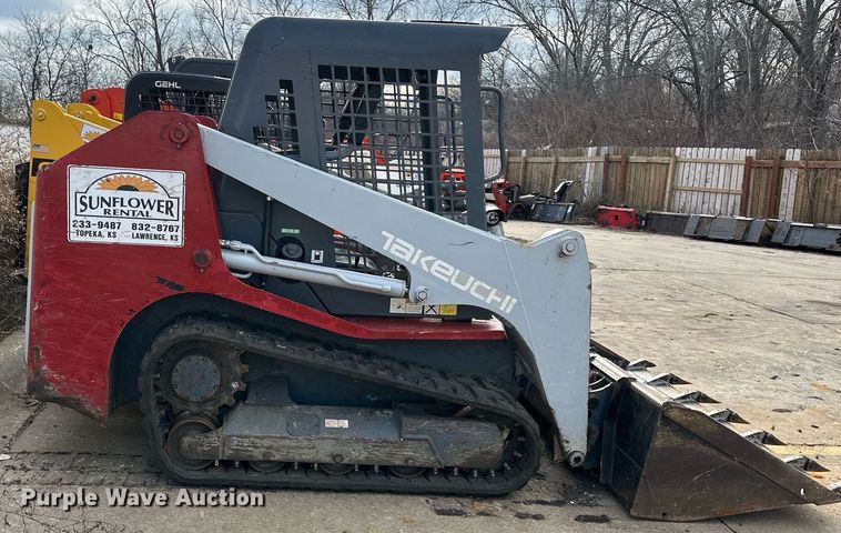 image for item DQ6560 2009 Takeuchi TL120 tracked skid steer loader