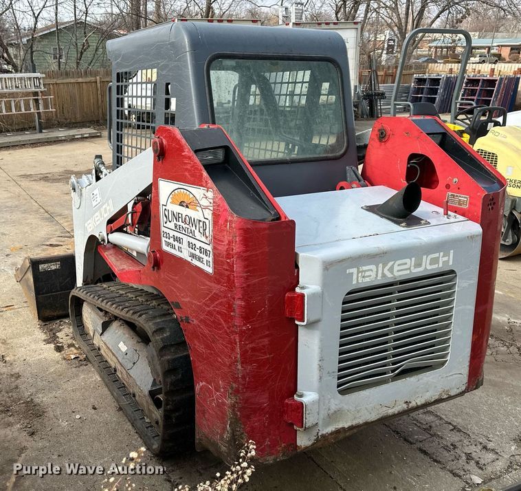 image for item DQ6560 2009 Takeuchi TL120 tracked skid steer loader