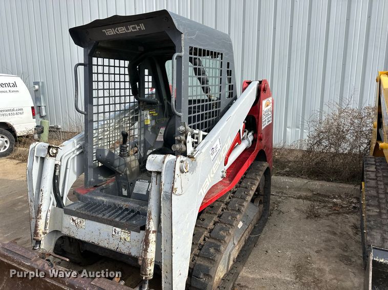 image for item DQ6560 2009 Takeuchi TL120 tracked skid steer loader