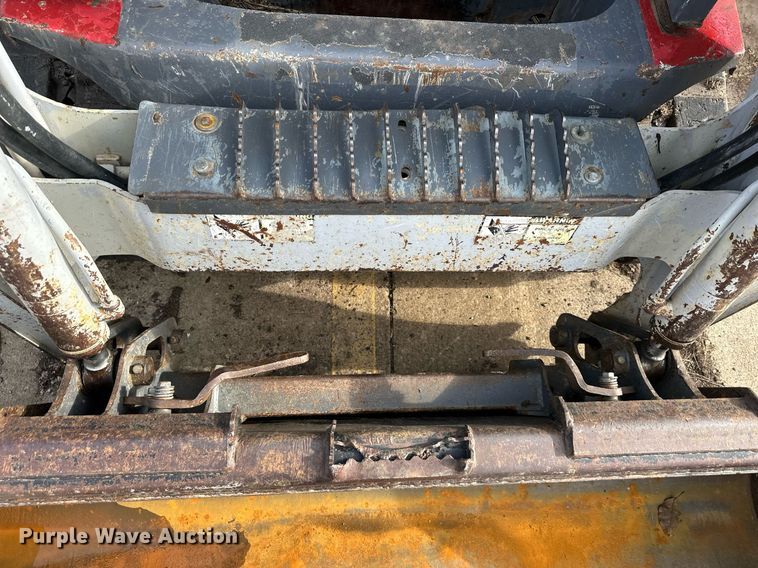 image for item DQ6560 2009 Takeuchi TL120 tracked skid steer loader