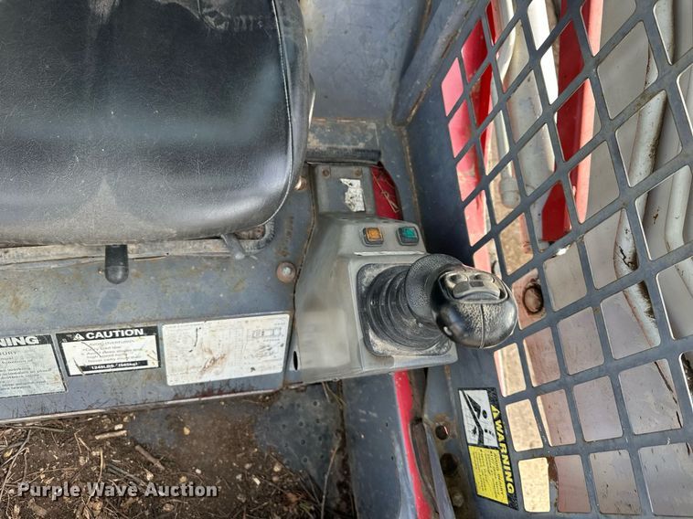 image for item DQ6560 2009 Takeuchi TL120 tracked skid steer loader