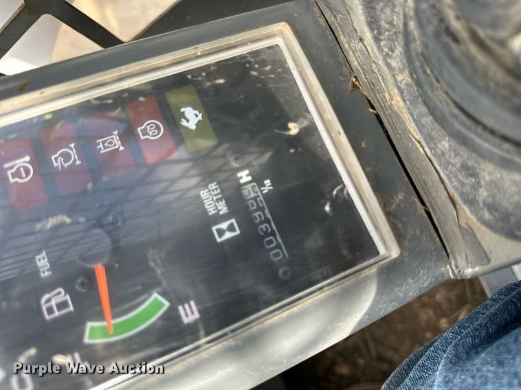 image for item DQ6560 2009 Takeuchi TL120 tracked skid steer loader