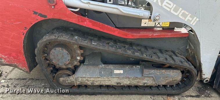 image for item DQ6560 2009 Takeuchi TL120 tracked skid steer loader