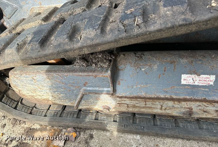 image for item DQ6560 2009 Takeuchi TL120 tracked skid steer loader