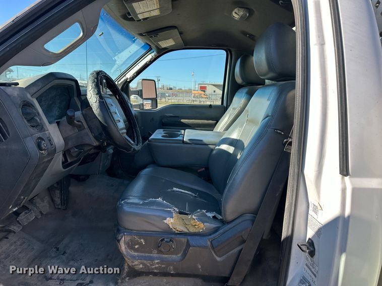 image for item DS3309 2011 Ford F450 Super Duty utility / service truck