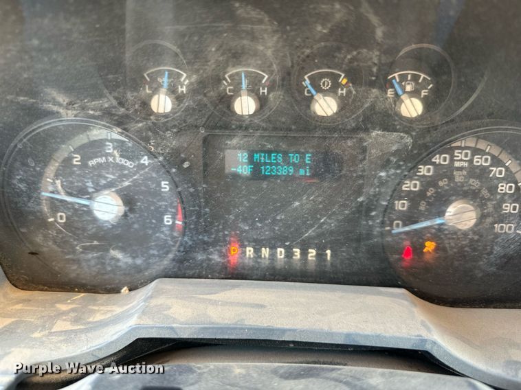 image for item DS3309 2011 Ford F450 Super Duty utility / service truck