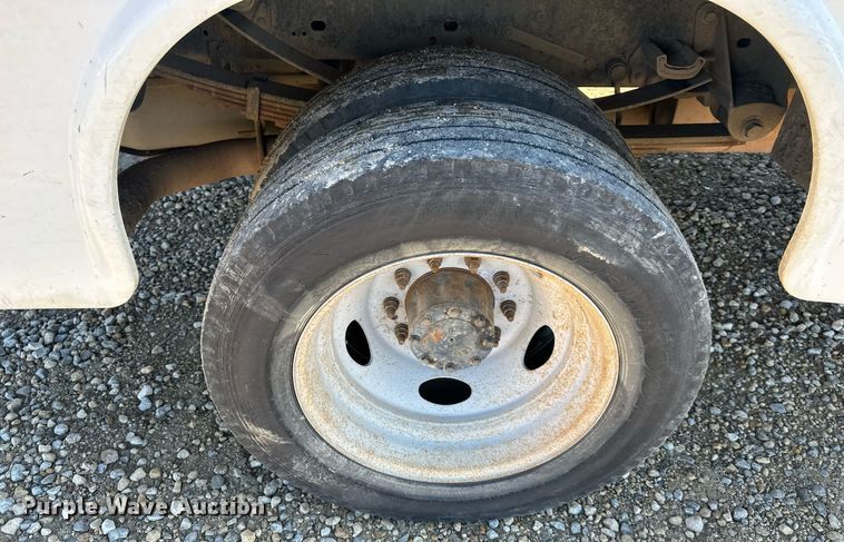 image for item DS3309 2011 Ford F450 Super Duty utility / service truck