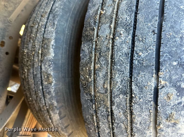 image for item DS3309 2011 Ford F450 Super Duty utility / service truck