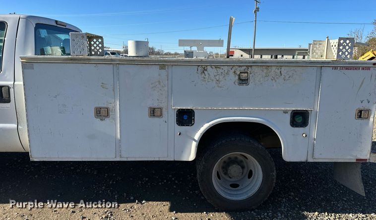 image for item DS3336 2012 Ford F450 Super Duty utility / service truck