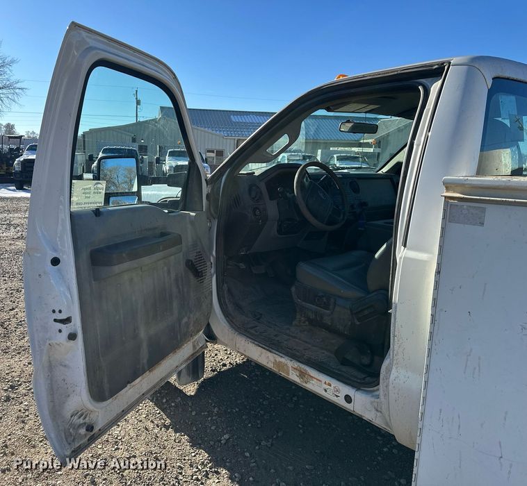 image for item DS3336 2012 Ford F450 Super Duty utility / service truck