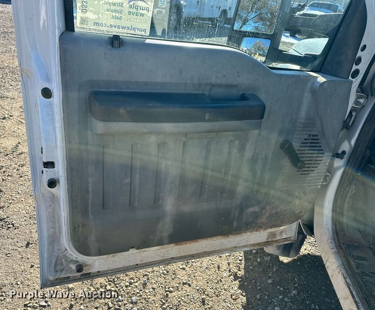 image for item DS3336 2012 Ford F450 Super Duty utility / service truck