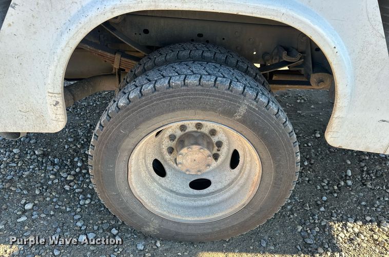 image for item DS3336 2012 Ford F450 Super Duty utility / service truck