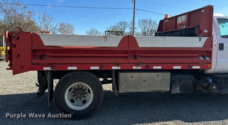 image for item DS3339 2012 Ford F750 Super Duty dump truck