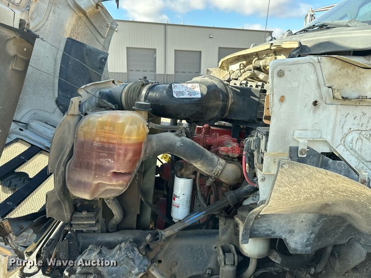 image for item DS3339 2012 Ford F750 Super Duty dump truck