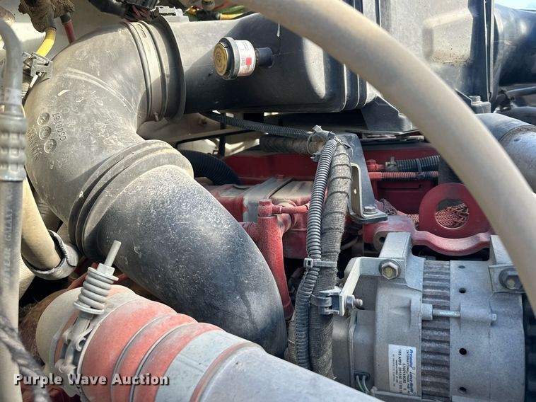 image for item DS3339 2012 Ford F750 Super Duty dump truck