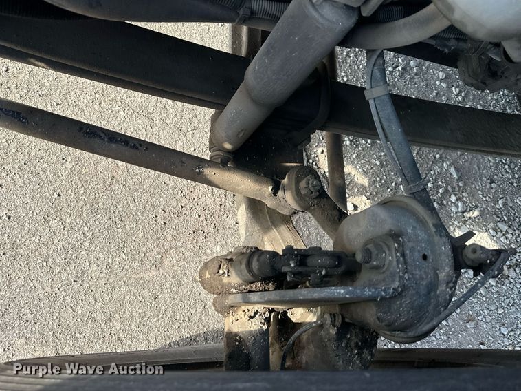 image for item DS3339 2012 Ford F750 Super Duty dump truck