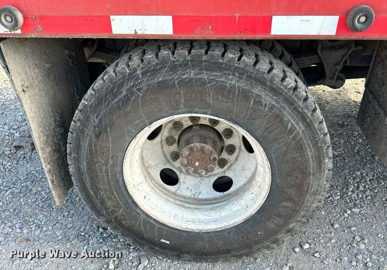 image for item DS3339 2012 Ford F750 Super Duty dump truck