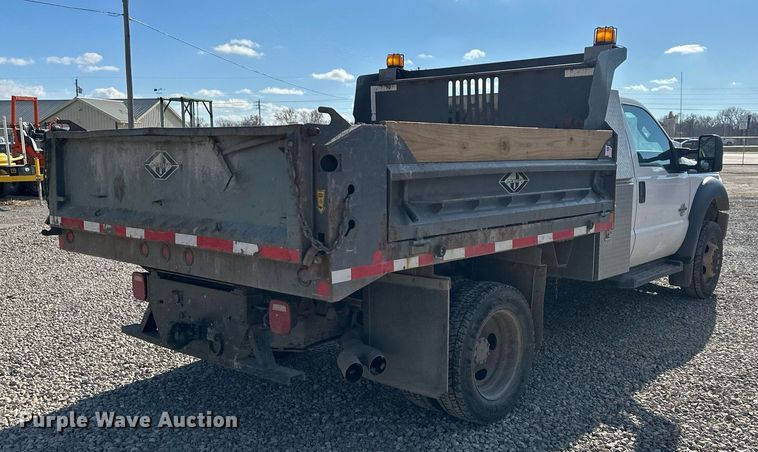 image for item DS3343 2015 Ford F550 Super Duty dump truck
