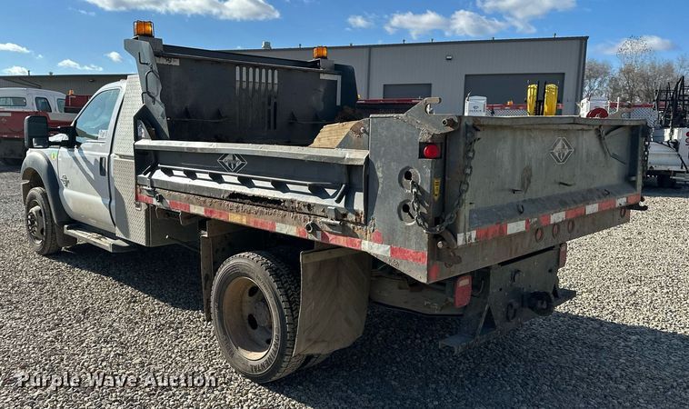 image for item DS3343 2015 Ford F550 Super Duty dump truck