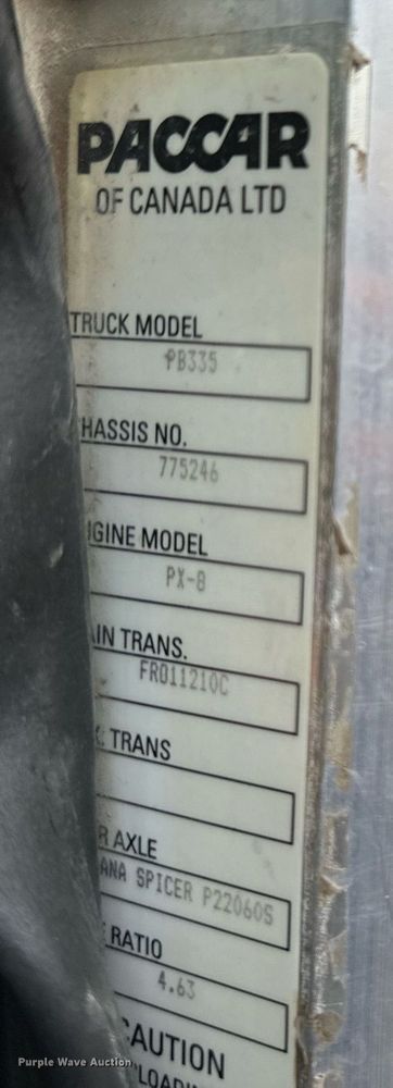 image for item DS3353 2009 Peterbilt 335 utility / service truck