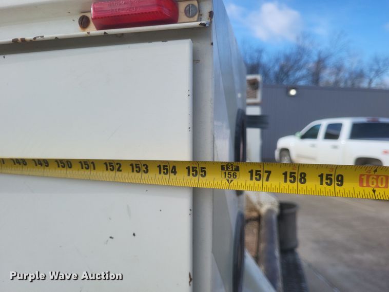 image for item DS5178 1986 Ford F700 utility / service truck