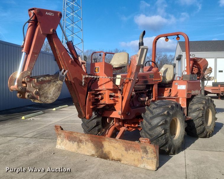 image for item DS5180 1992 Ditch Witch 7520DD cable plow