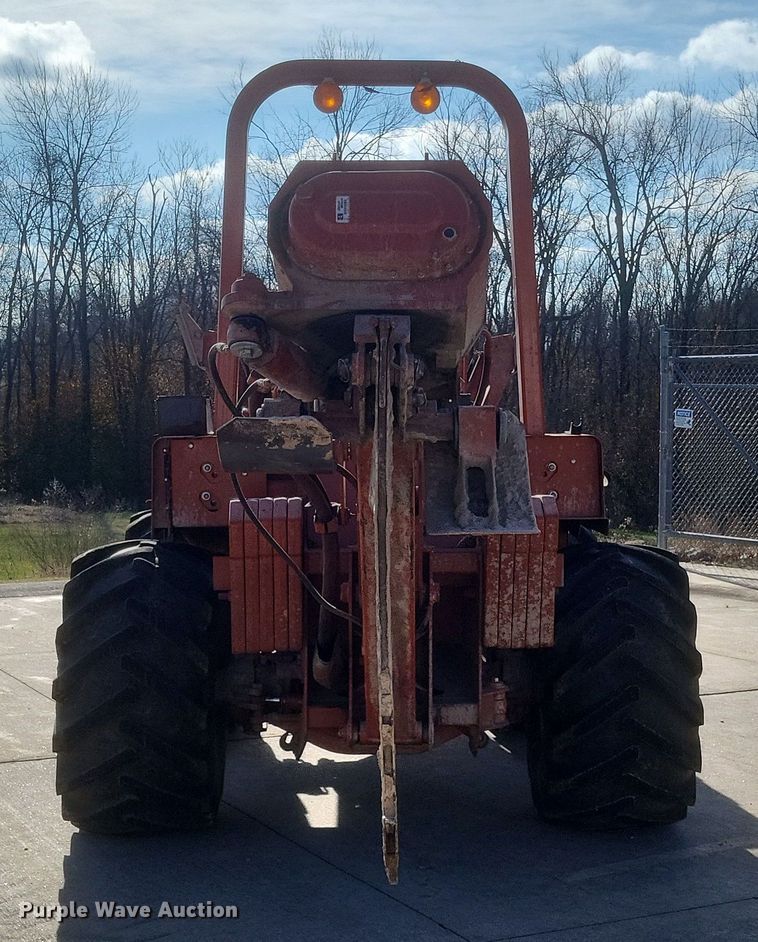 image for item DS5180 1992 Ditch Witch 7520DD cable plow