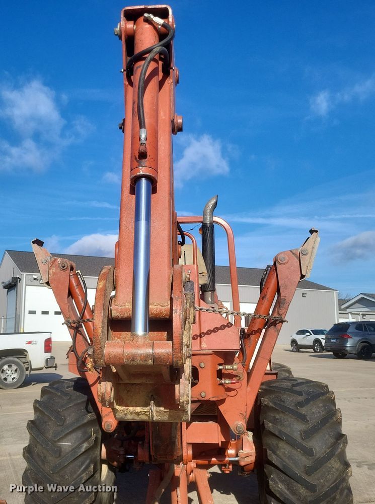 image for item DS5180 1992 Ditch Witch 7520DD cable plow