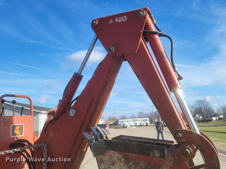 image for item DS5180 1992 Ditch Witch 7520DD cable plow