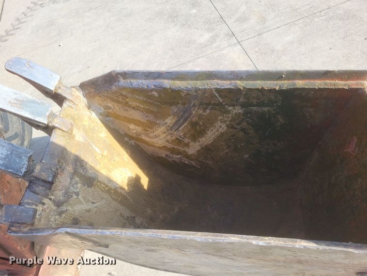 image for item DS5180 1992 Ditch Witch 7520DD cable plow