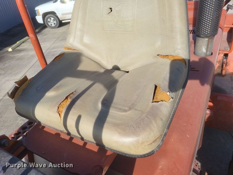 image for item DS5180 1992 Ditch Witch 7520DD cable plow