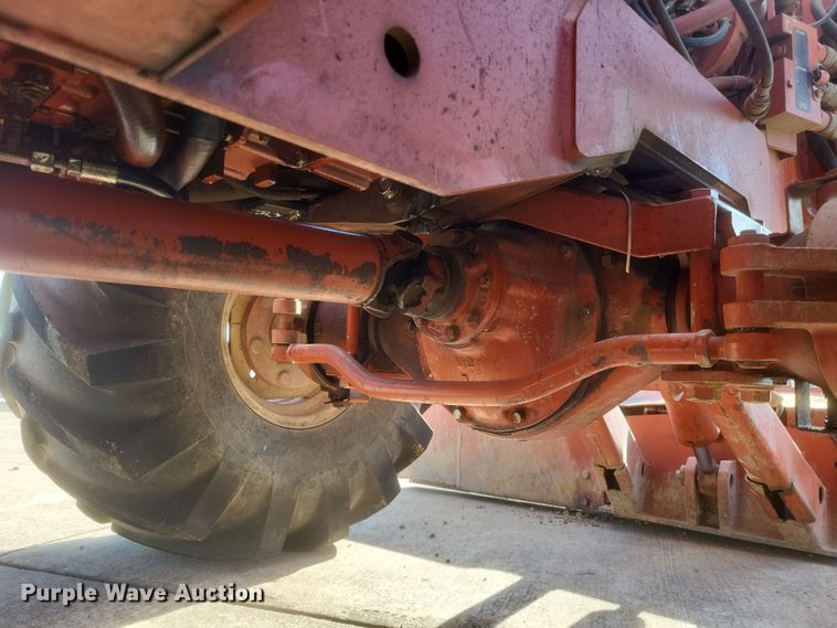 image for item DS5180 1992 Ditch Witch 7520DD cable plow