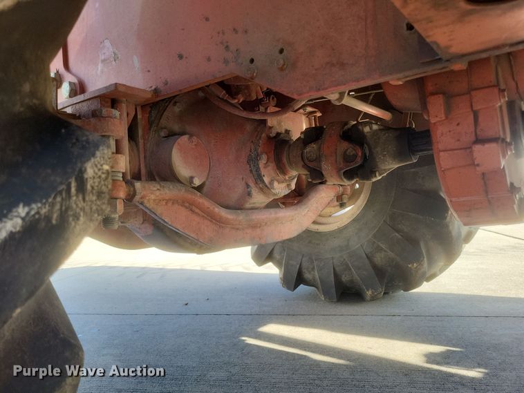 image for item DS5180 1992 Ditch Witch 7520DD cable plow