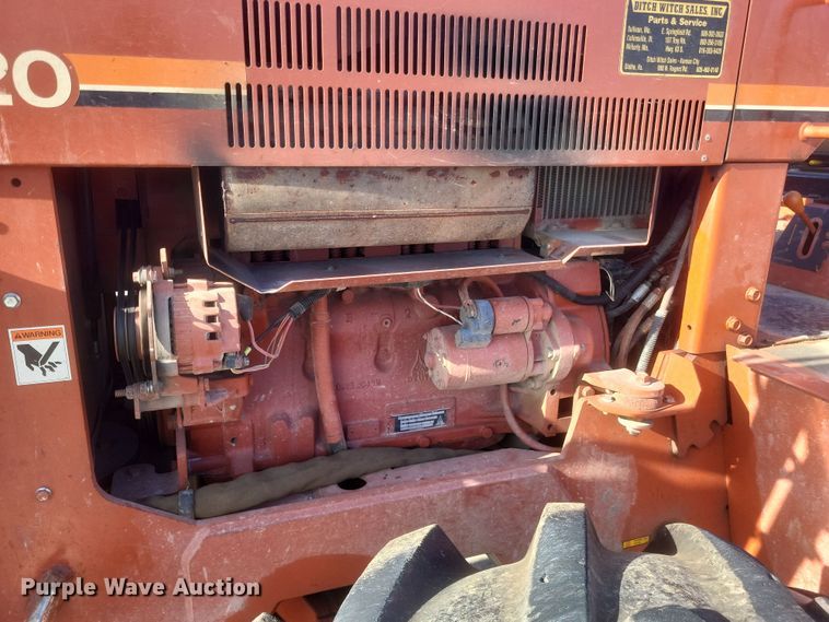 image for item DS5180 1992 Ditch Witch 7520DD cable plow