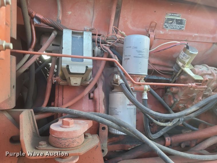 image for item DS5180 1992 Ditch Witch 7520DD cable plow