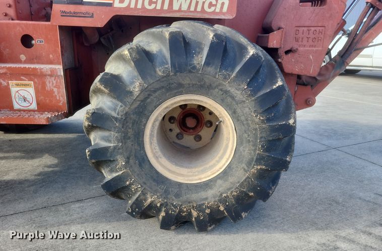 image for item DS5180 1992 Ditch Witch 7520DD cable plow
