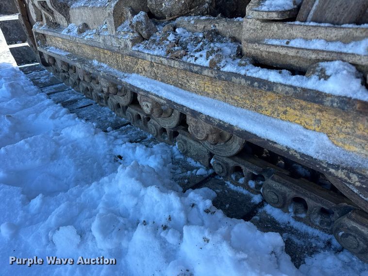 image for item DU3291 1998 Komatsu D38E dozer