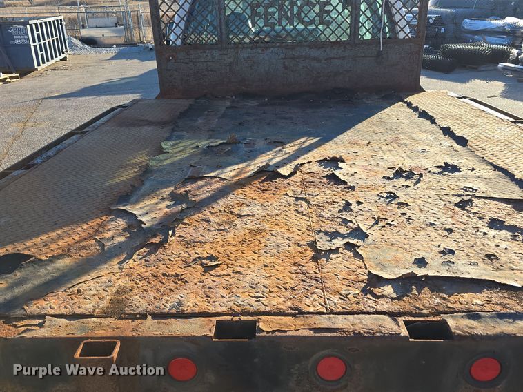 image for item DV0185 2009 Ford F450 Super Duty XL Crew Cab flatbed truck