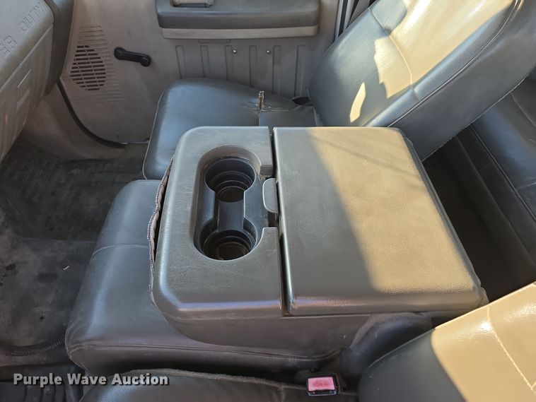 image for item DV0185 2009 Ford F450 Super Duty XL Crew Cab flatbed truck