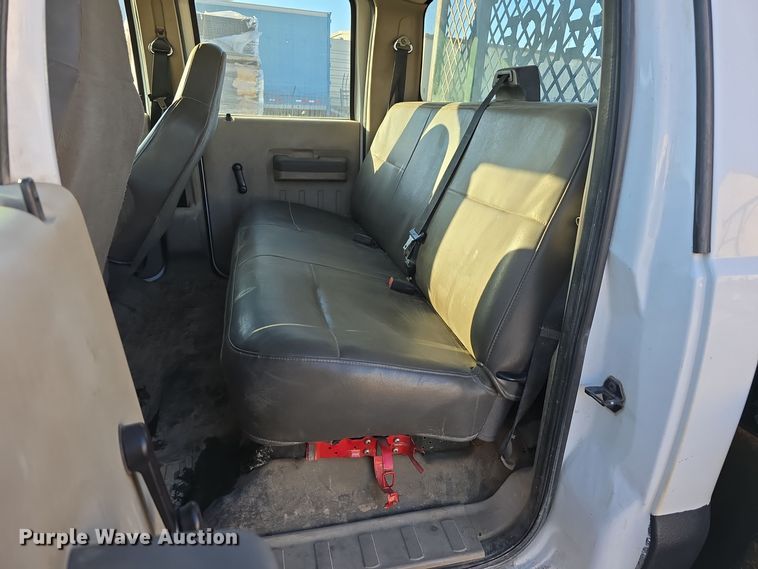 image for item DV0185 2009 Ford F450 Super Duty XL Crew Cab flatbed truck