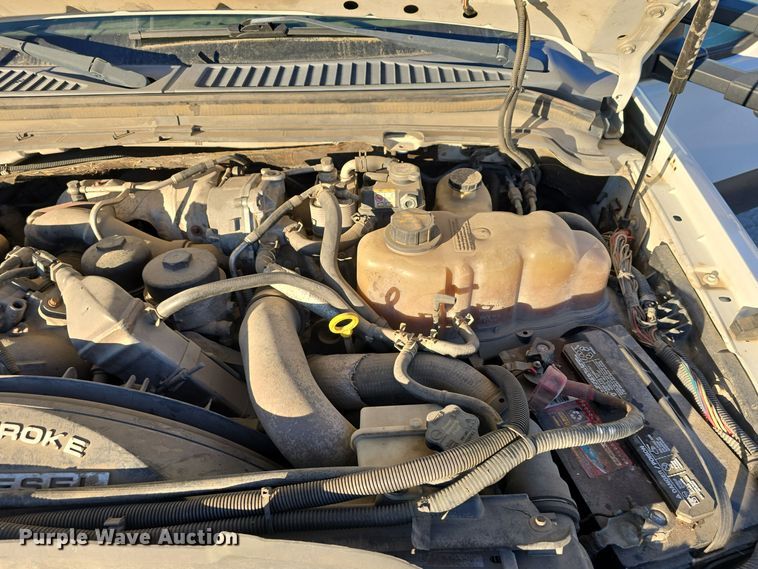 image for item DV0185 2009 Ford F450 Super Duty XL Crew Cab flatbed truck