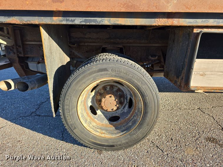 image for item DV0185 2009 Ford F450 Super Duty XL Crew Cab flatbed truck